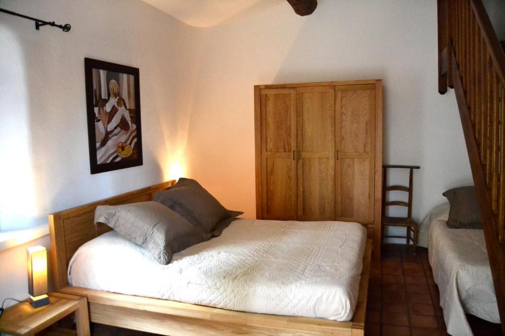 Auberge D'Anais Entrechaux Eksteriør bilde
